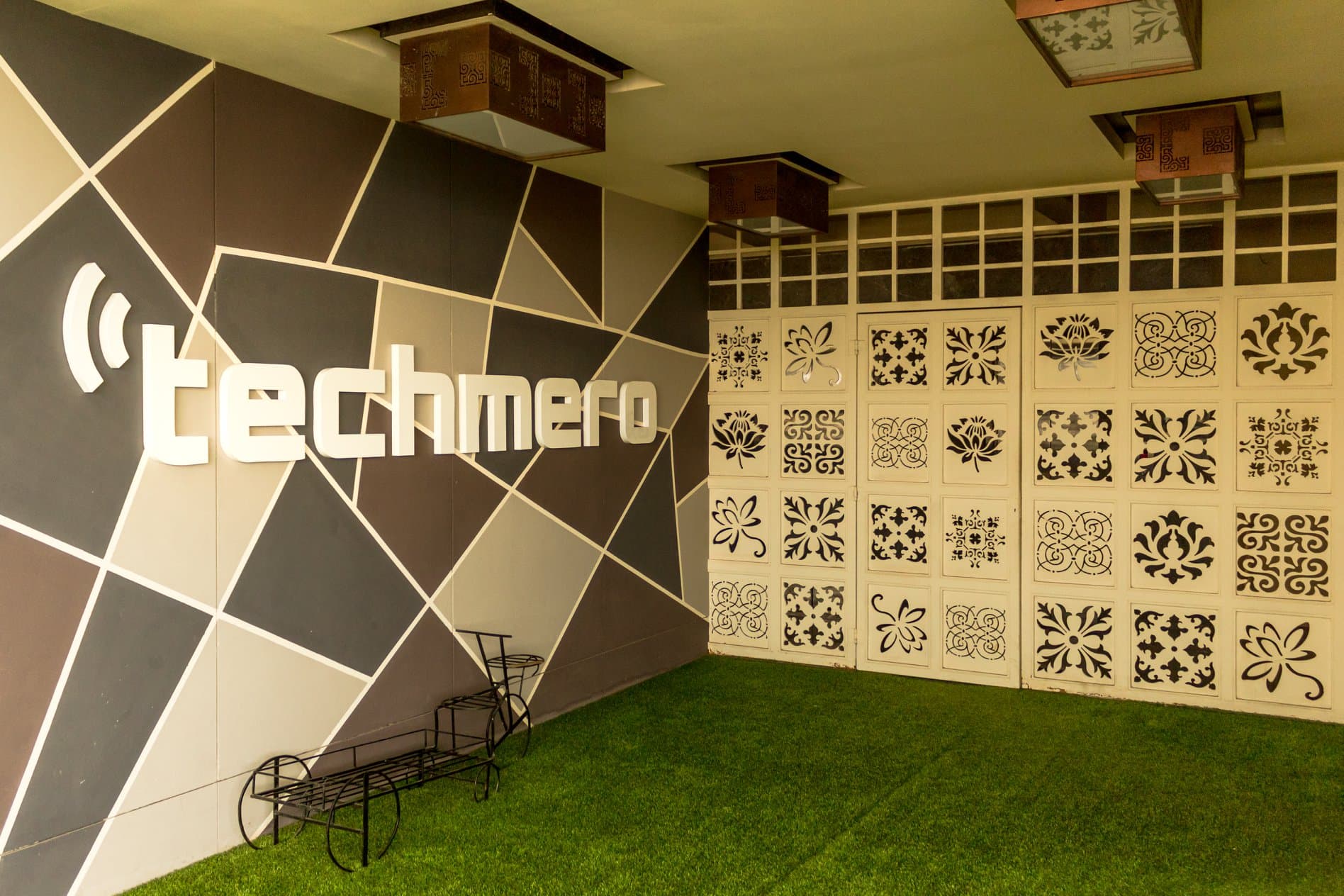 Company featured pictures