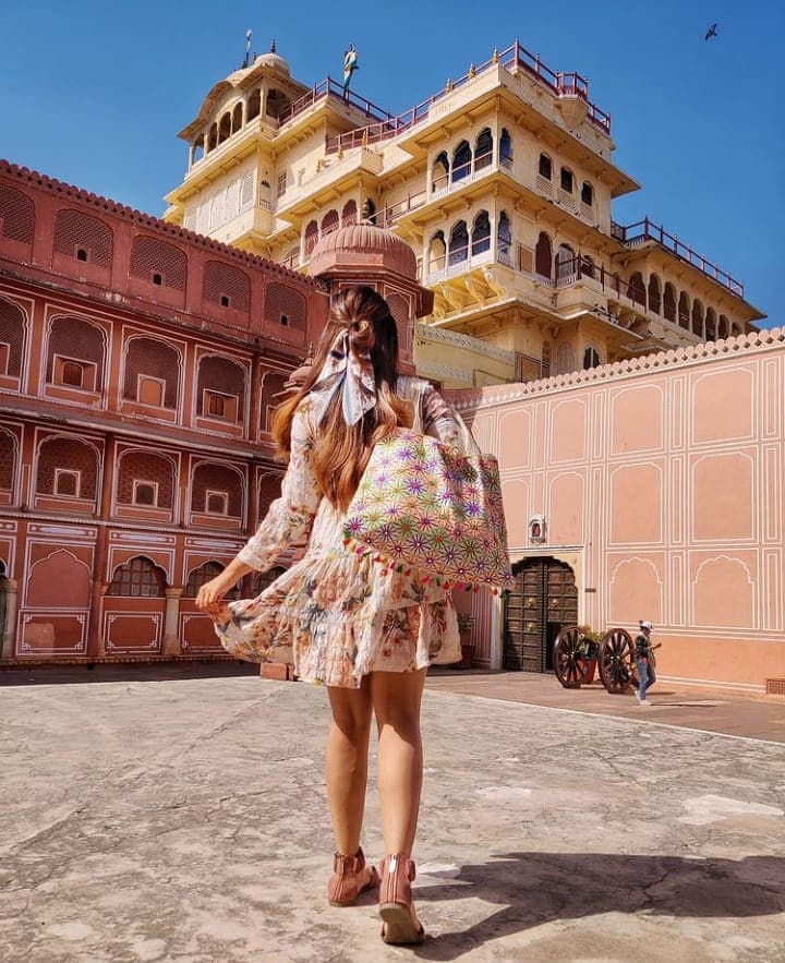 Company featured pictures